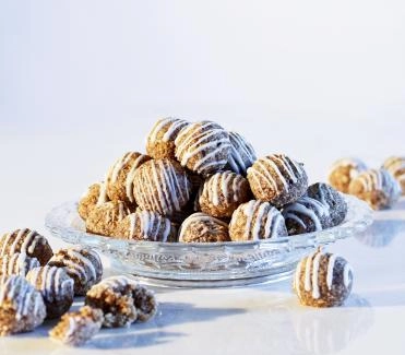2011-12-berner-haselnusslebkuchen-kugeln